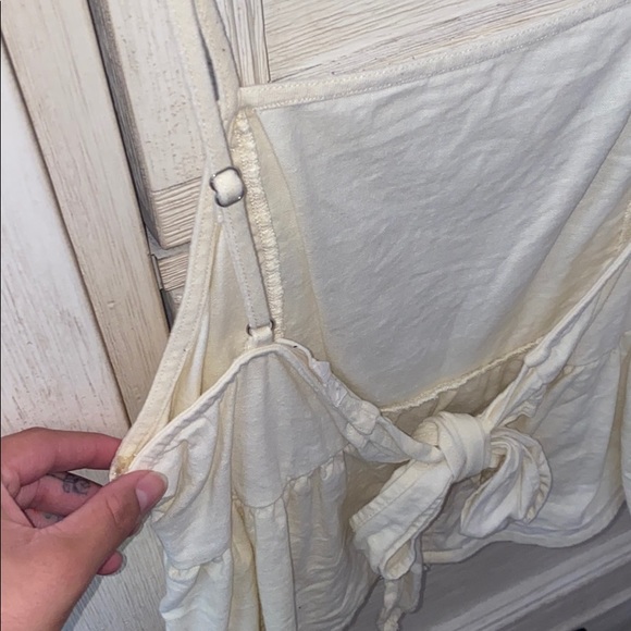 Pale Yellow tank top - Picture 4 of 4